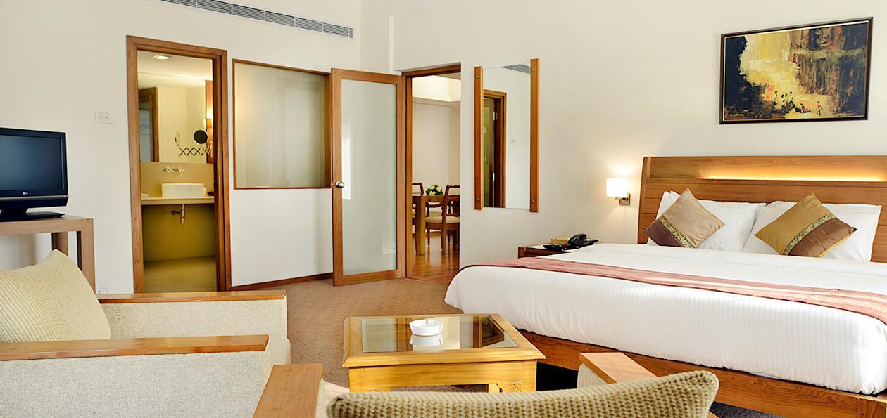 Hotel The Avenue Regent Kochi Zewnętrze zdjęcie