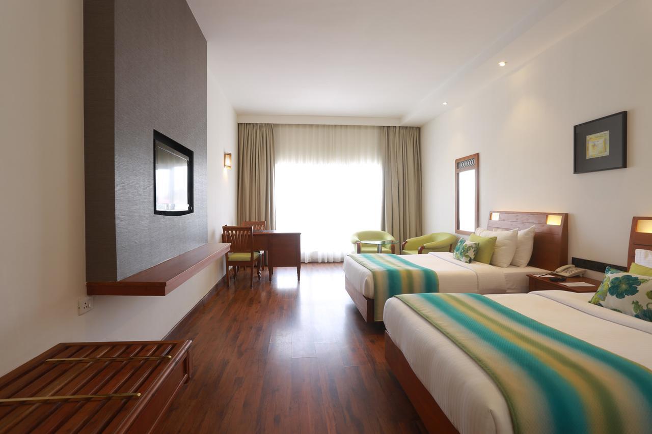 Hotel The Avenue Regent Kochi Zewnętrze zdjęcie